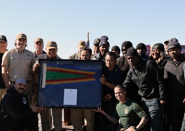 USNS Kanawha Awarded Navy Unit Commendation for Efforts while Deployed to U.S. Central Command