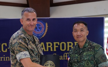 MARFORPAC, PMC Discuss Future Training at Staff Talks