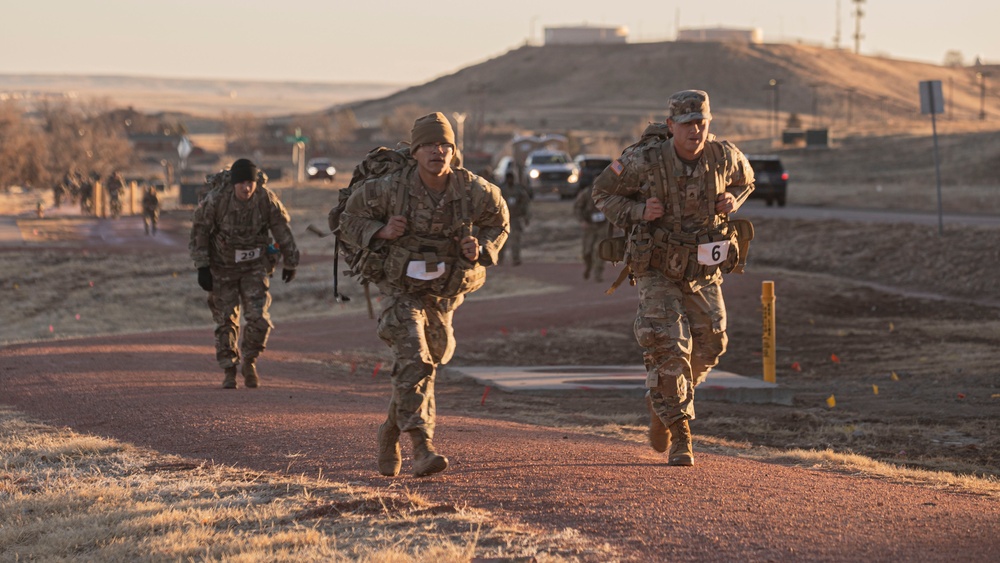 4th Combat Aviation Brigade Hosts Norwegian Foot March