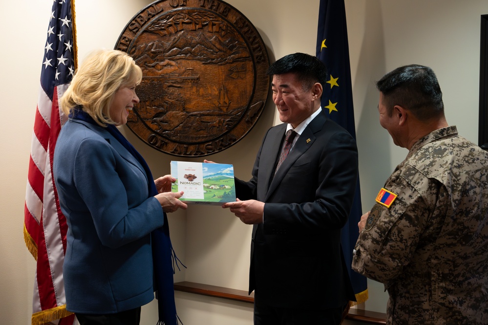 Alaska Lt Gov Meets Mongolian Min Def