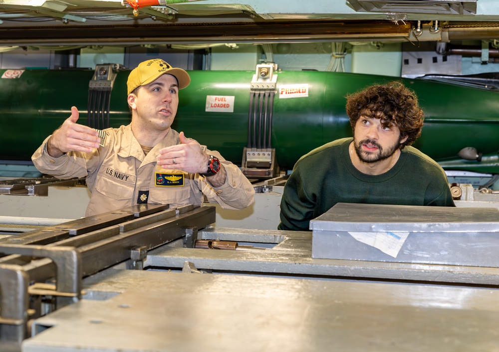 Actor, Noah Centineo Visits Naval Station Norfolk