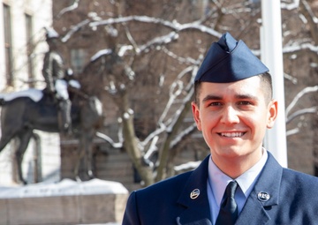 Mass. Guard Welcomes King of Jordon to State House