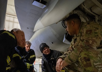 Danish Firefighters tour F-16 for Operation NOBLE DEFENDER