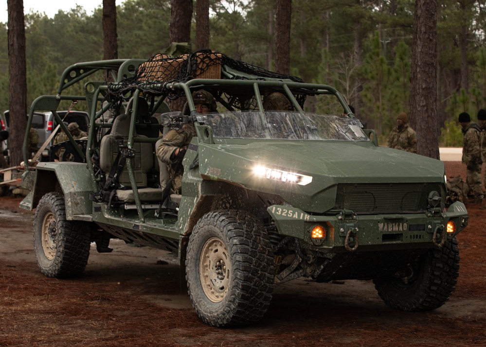 2BCT 82nd ABN DIV train during Falcon Avalanche