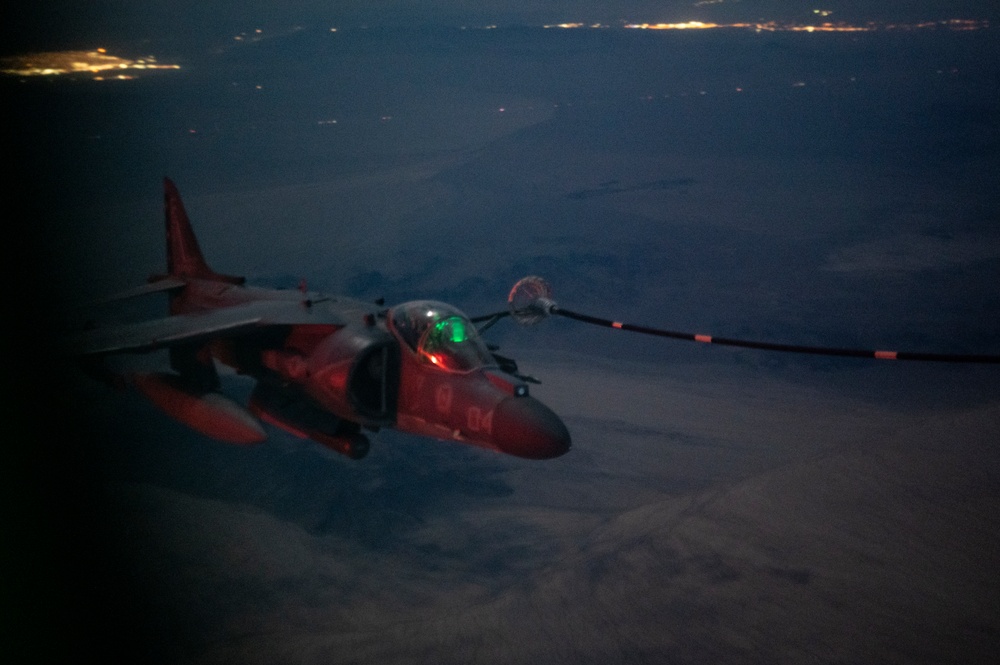 Joint aerial night operations at EW 25.1