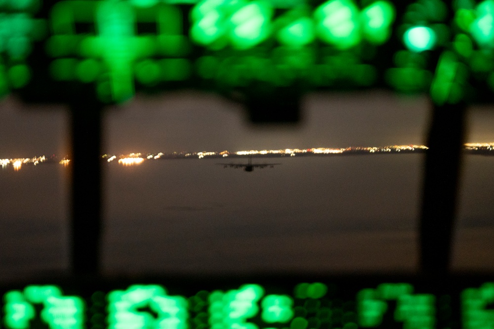 Joint aerial night operations at EW 25.1