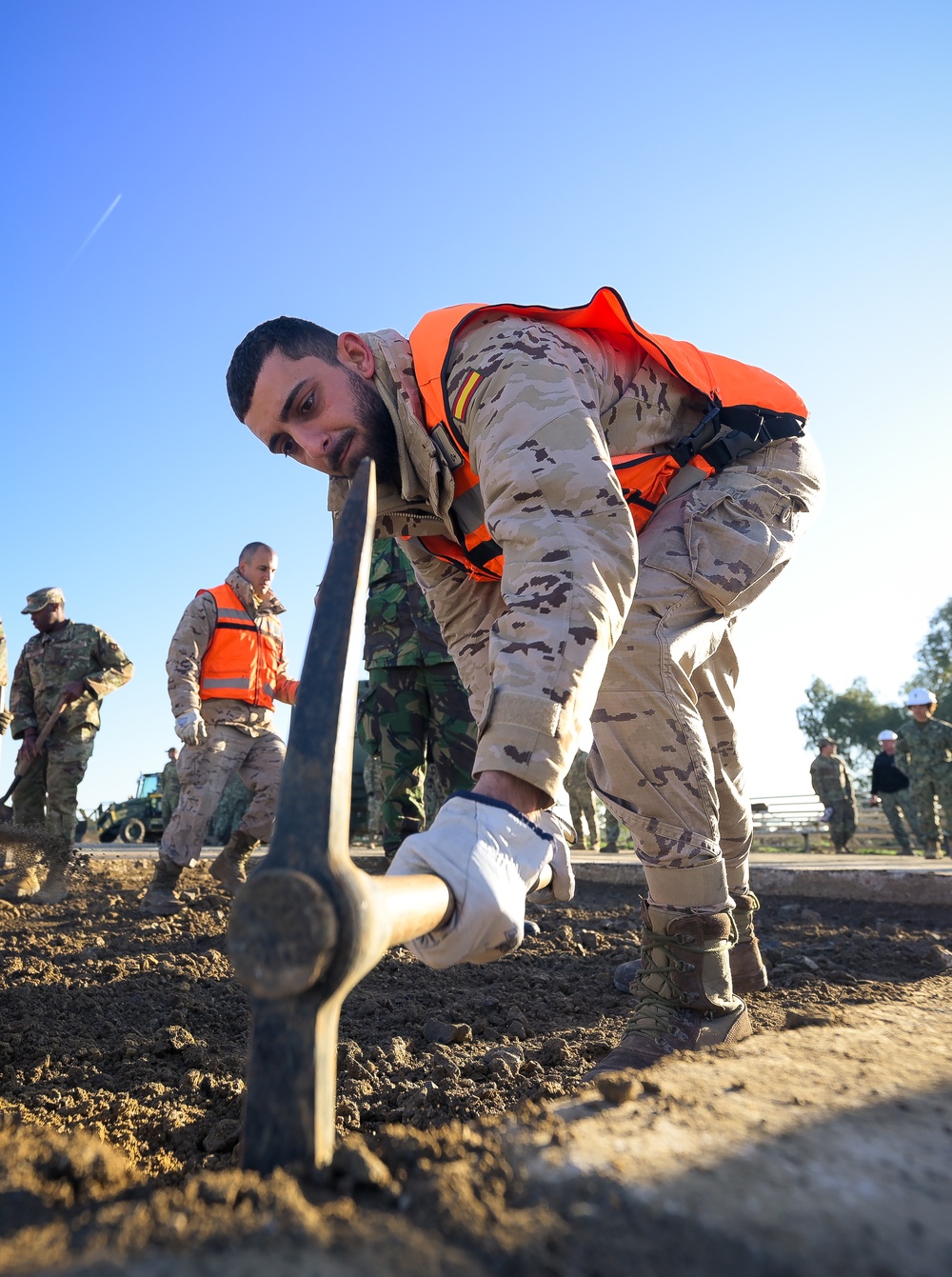 U.S., Spanish, Portuguese military personnel participate in expeditionary airfield damage repair training at Morón AB