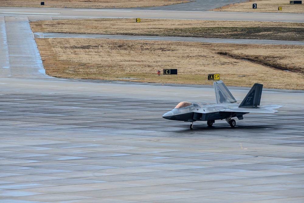 1st Fighter Wing Demonstrates Strength and Readiness in Elephant Walk