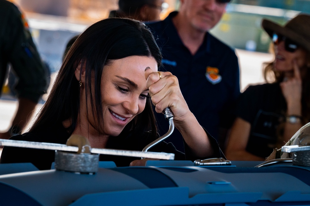 Luke AFB conducts an Immersion Tour for Honorary Commanders