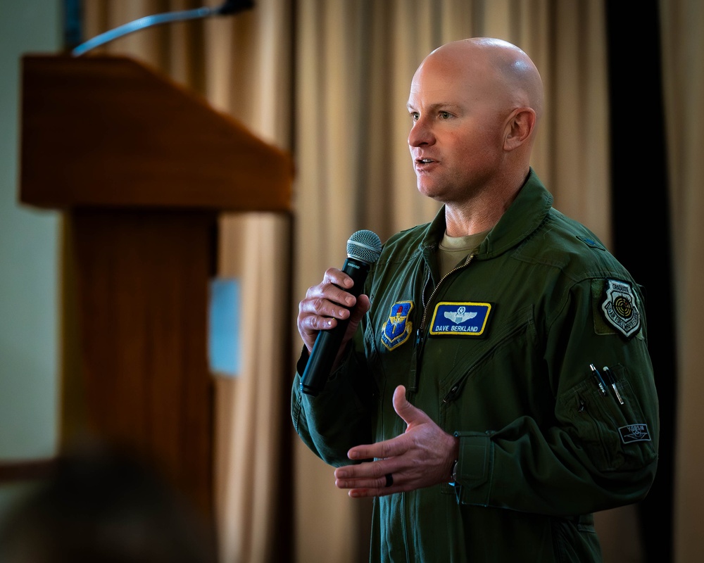 Luke AFB conducts an Immersion Tour for Honorary Commanders