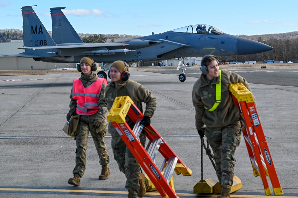 104th Fighter Wing certifies new weapons crew