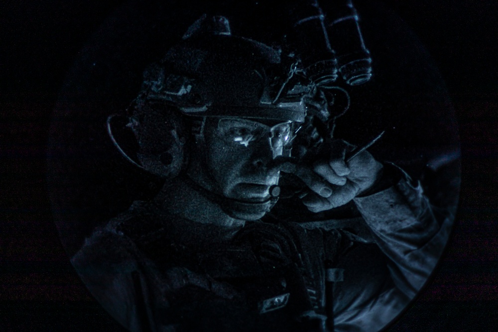 Marines with 2/7 conduct range 410A at night during ITX 1-25