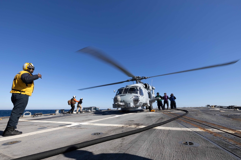 USS Truxtun Conducts Flight Quarters