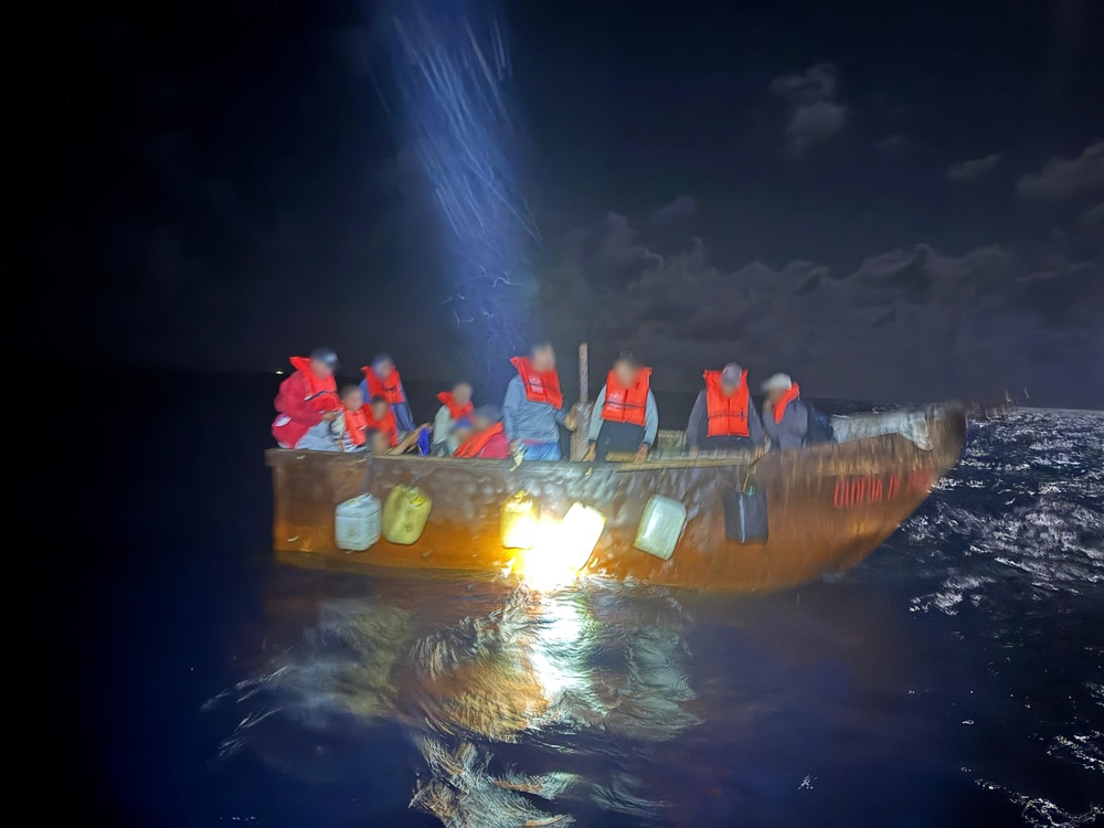 Coast Guard repatriates 16 aliens to Cuba