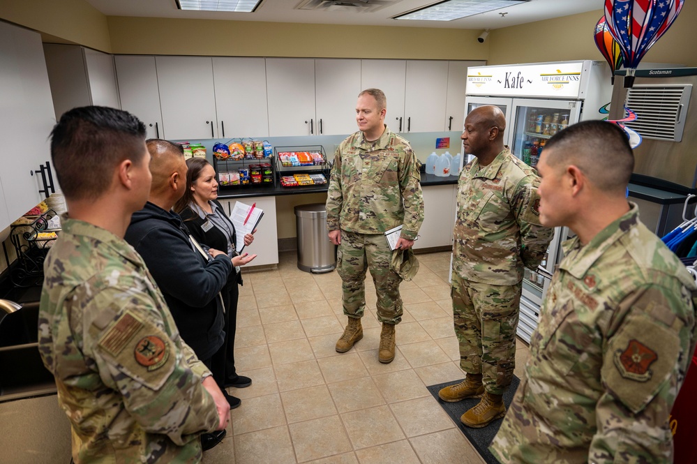 Kirtland Leaders visit the Roadrunner Inn during lodging tour