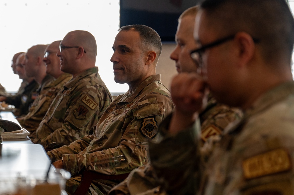 Resource and readiness generals witness B-1 temp bed down progress