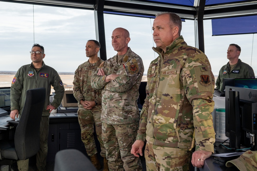 Resource and readiness generals witness B-1 temp bed down progress