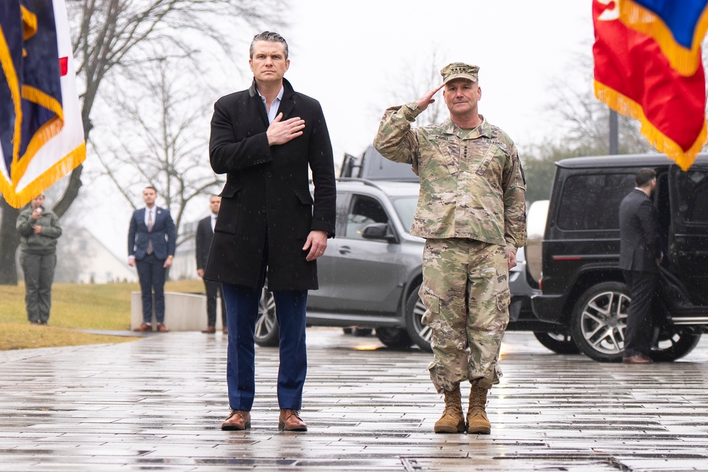 SD Participates in Morning PT with Troops, Visits USEUCOM, Visits USAFRICOM