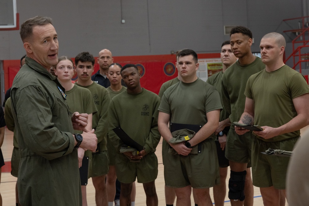 Col. Jared K. Stone awards HITT Instructor Course students