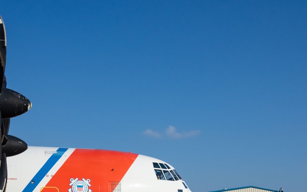 Coast Guard conducts alien expulsion flight operations between California and Texas