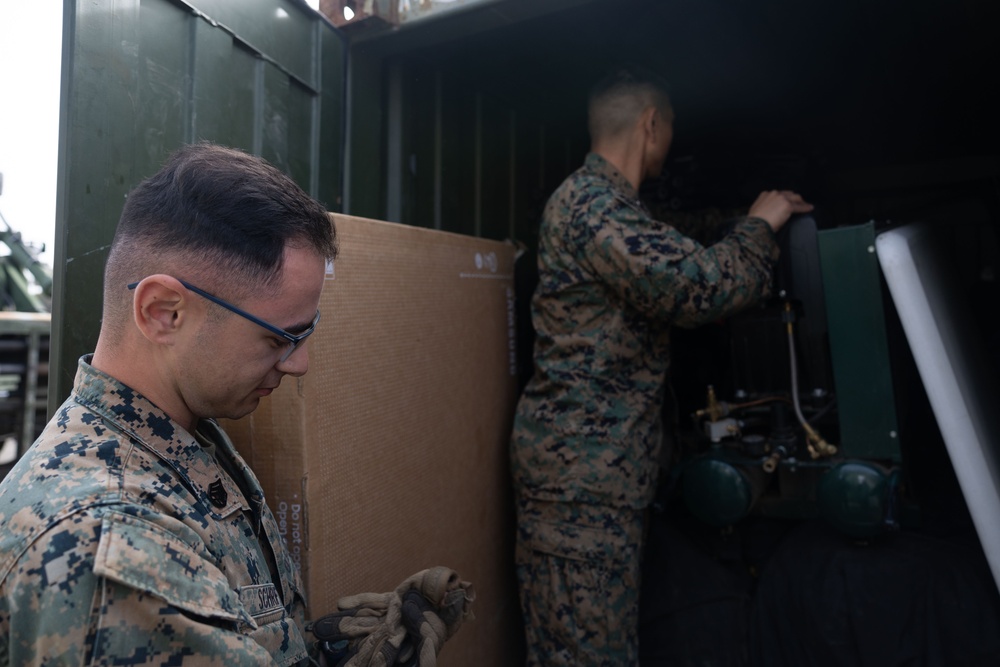 11th Marine Expeditionary Unit and I Marine Expeditionary Force Support Battalion conduct prescheduled strategic mobility exercise