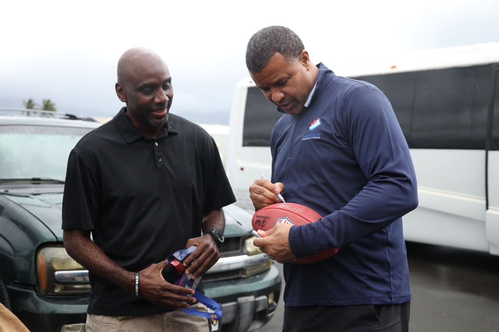 Legends and Heroes Unite: National Football League Hall of Famers and Cheerleaders join forces with Marines at MCBH