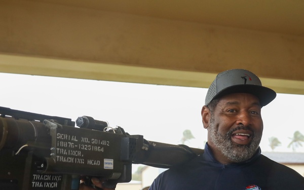 Legends and Heroes Unite: National Football League Hall of Famers and Cheerleaders join forces with Marines at MCBH