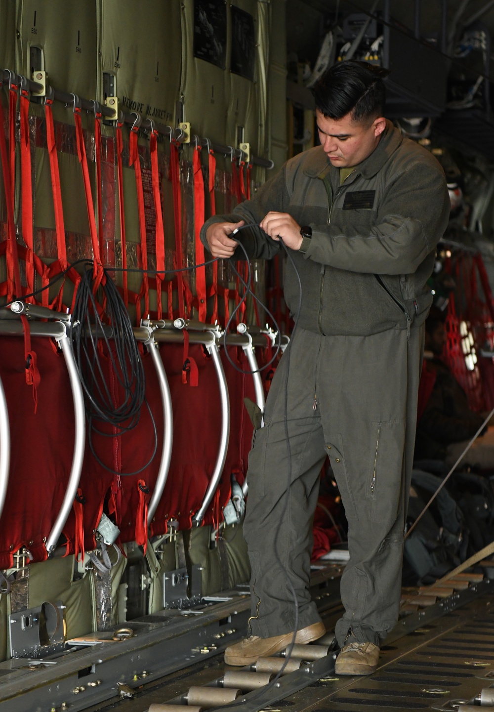 Japan-based Marines practice airdrops in Arizona