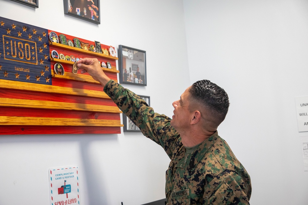 Marine Corps Commandant and Sergeant Major visit MCAS Iwakuni