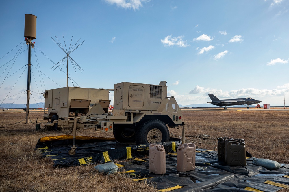 U.S. Marines employ airfield communications in Japan