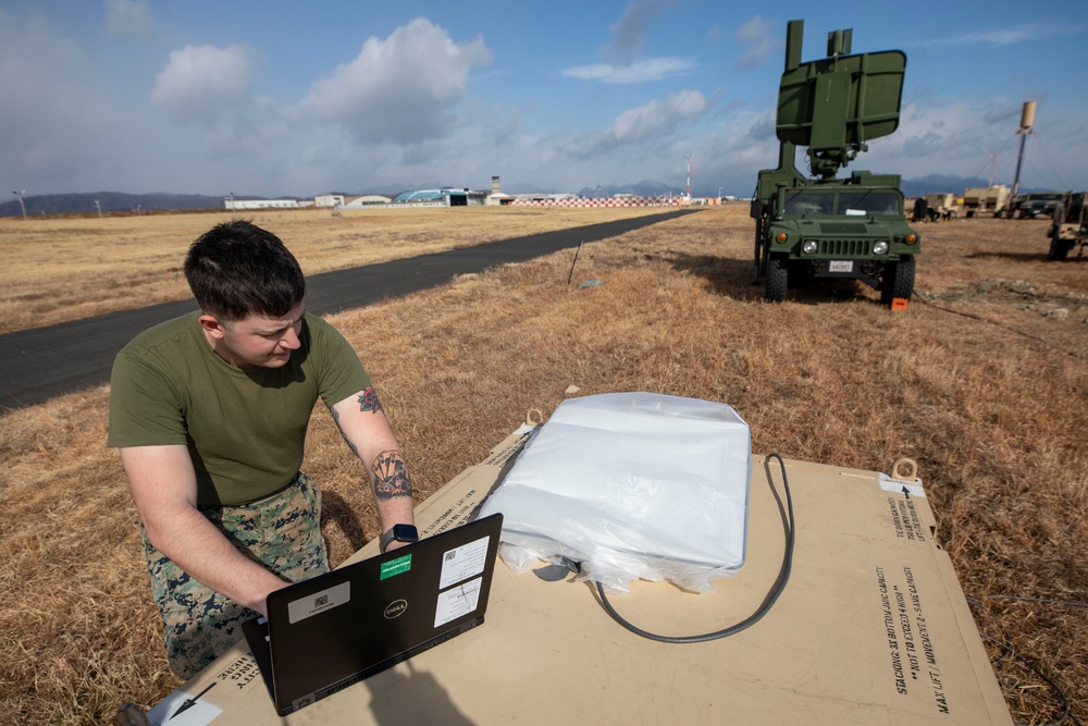 U.S. Marines employ airfield communications in Japan