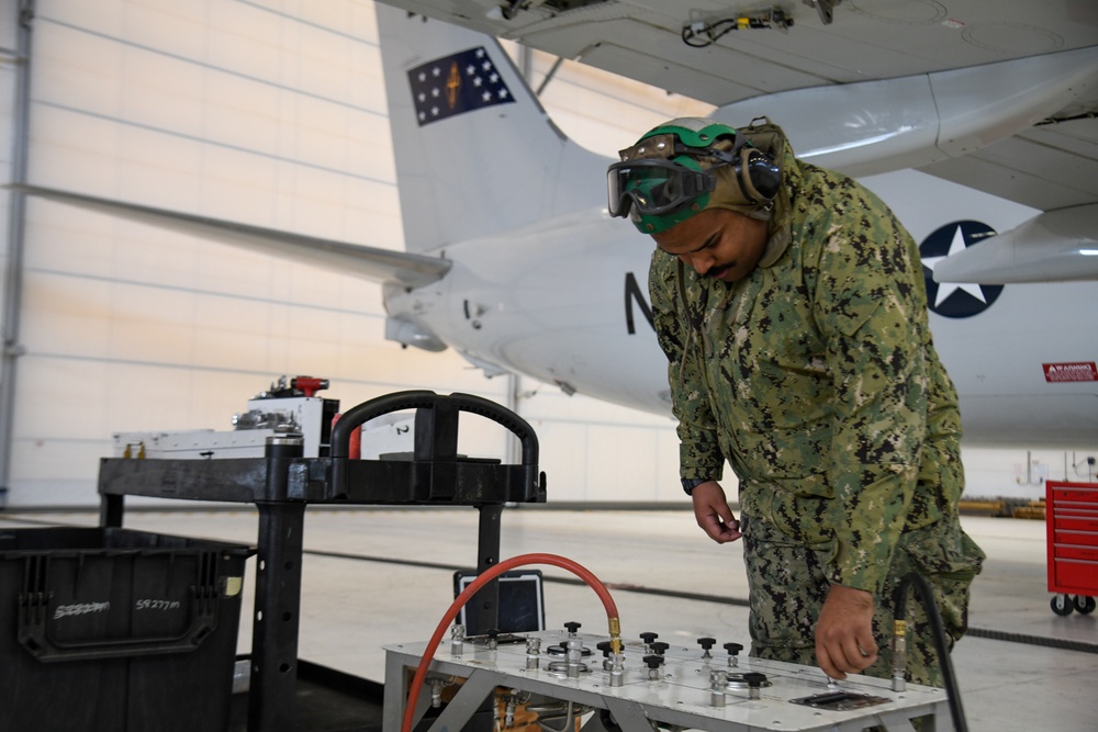 VP-26 Sailors Perform Routine Maintenance on P-8A Poseidon