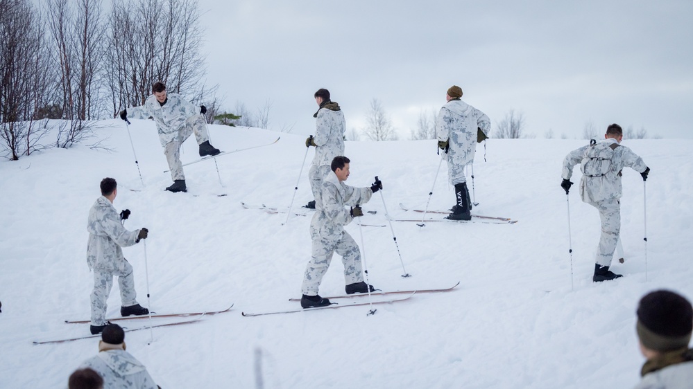 Exercise Joint Viking 25: Force Reconnaissance Company Participates in Patrol Course Winter