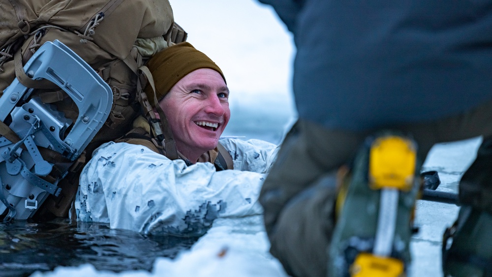 Exercise Joint Viking 25: Force Reconnaissance Company Participates in Patrol Course Winter