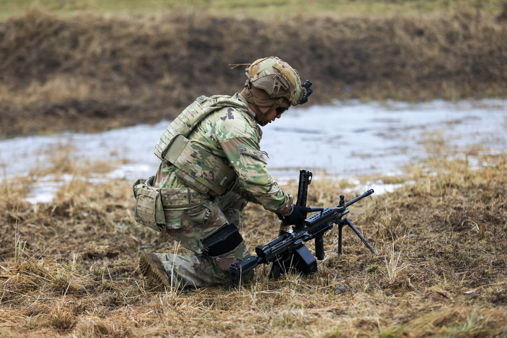 2CR’s Ghost Troop execute ambush squad live-fire with Claymore mines