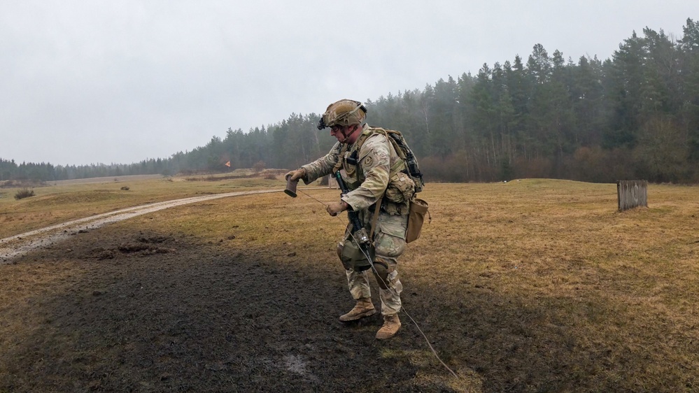 Ghost Troop, 2nd Squadron, 2nd Cavalry Regiment execute an ambush squad live-fire at Grafenwöhr Training Area