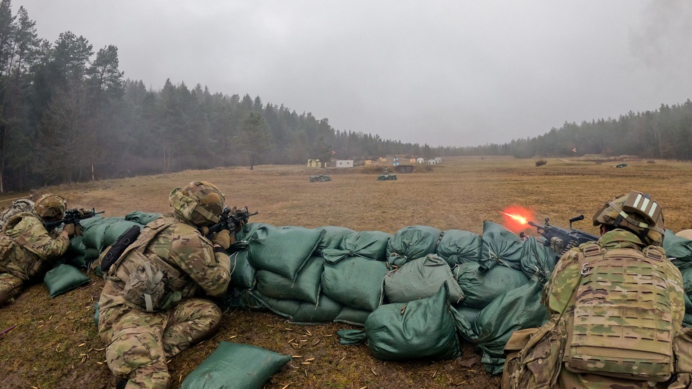 Ghost Troop, 2nd Squadron, 2nd Cavalry Regiment execute an ambush squad live-fire at Grafenwöhr Training Area