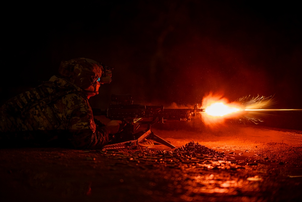 82nd ABN DIV’s “Two Panther” qualifies at night during 1st Sgt. Funk DRE