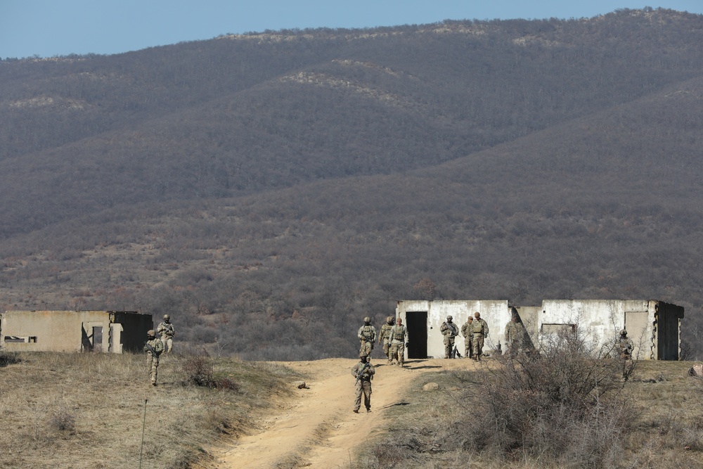 3rd ABCT, 1st Armored Division Conducts Urban Assault Training (Day 3)