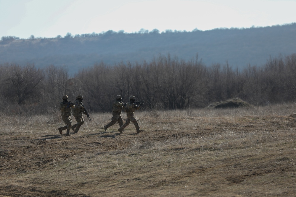 3rd ABCT, 1st Armored Division Conducts Urban Assault Training (Day 3)