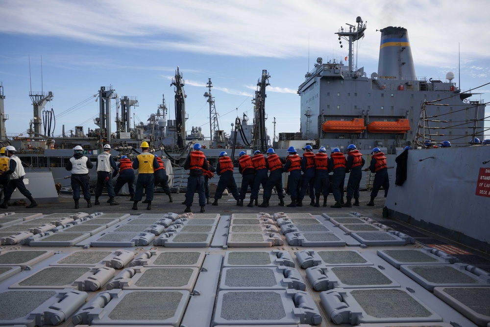 USS Truxtun Conducts RAS