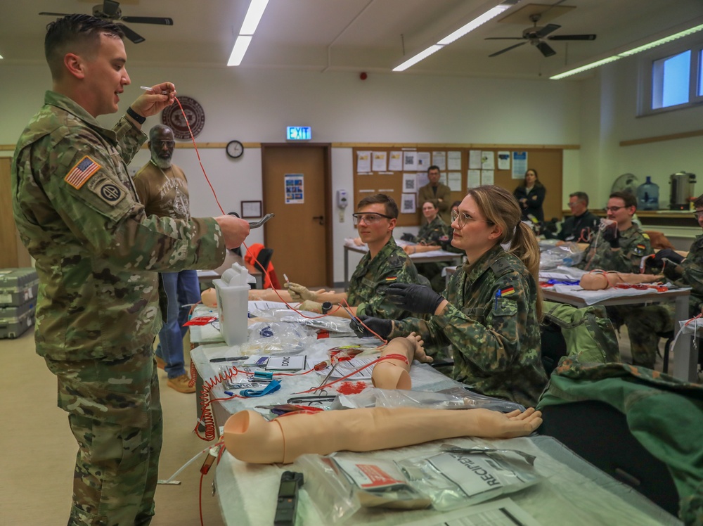 U.S. Army CATC conducts training with German Bundeswehr Medical Academy soldiers