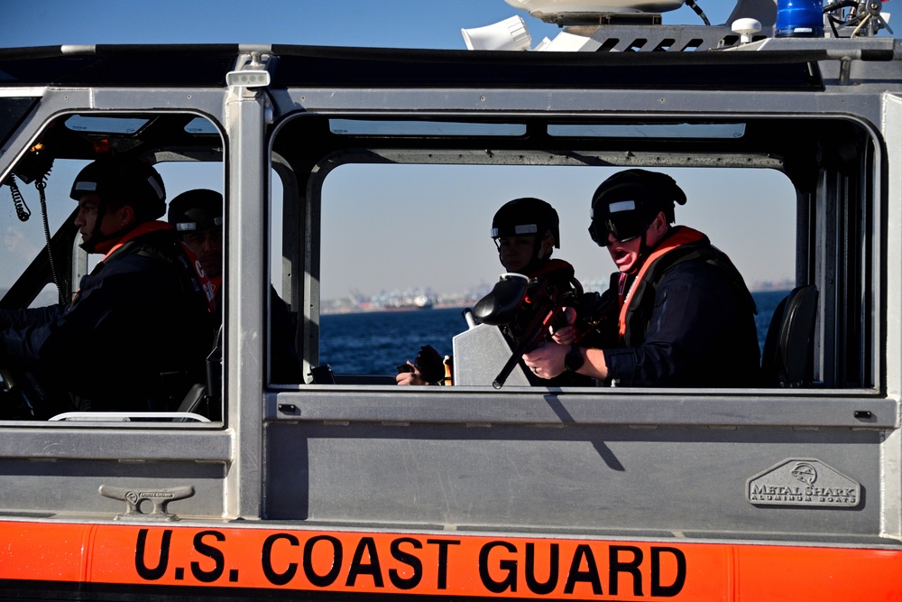 U.S. Coast Guard Station makes waves during pursuit training