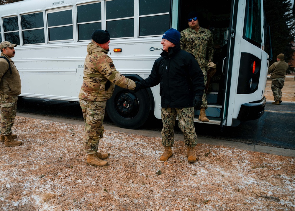 90 MW Showcases Convoy Response Force Expertise to USSTRATCOM Senior Leaders