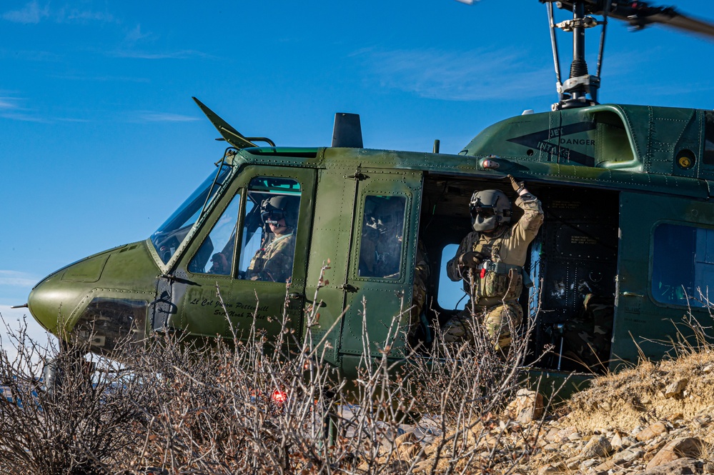 37th Helicopter Squadron practices over Wyoming