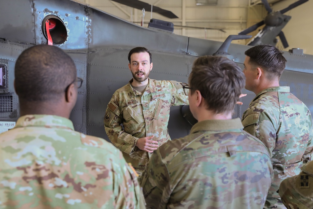 4CAB conducts C-17 Joint Air Load Training