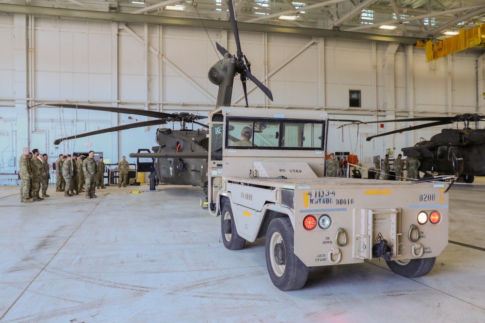 4CAB conducts C-17 Joint Air Load Training