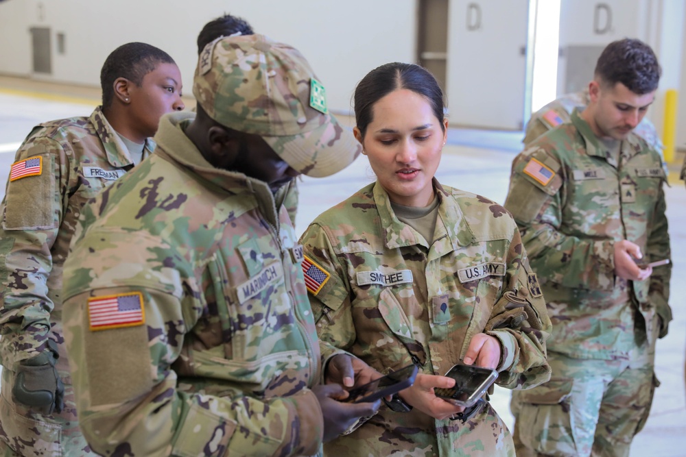 4CAB conducts C-17 Joint Air Load Training