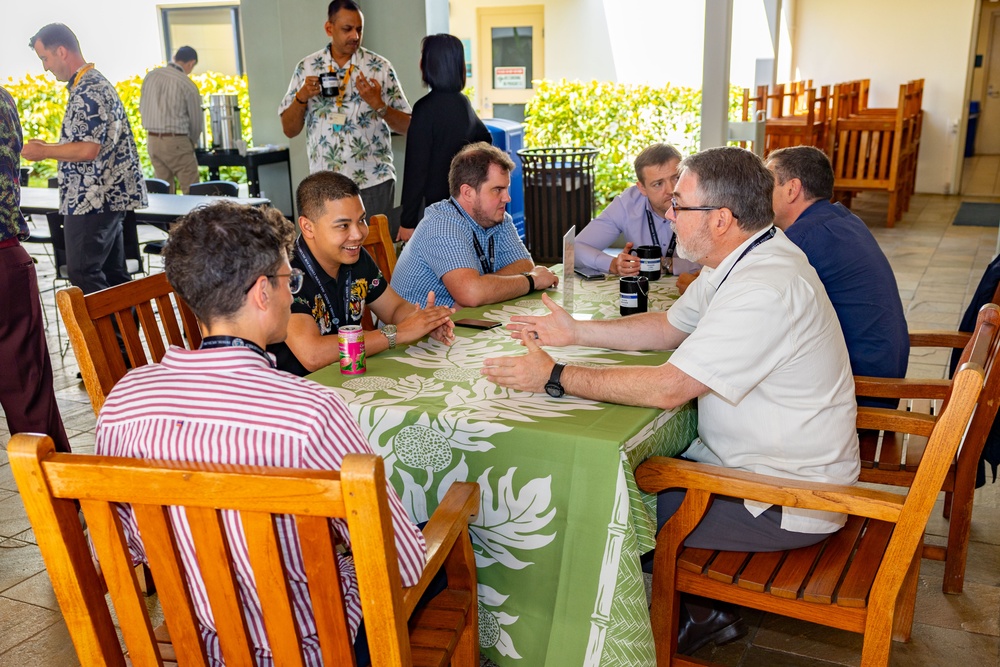 Fellows Participate in Cooperation Cafe