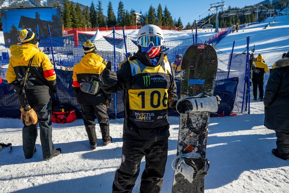 Team U.S. competes in advanced alpine skiing, snowboarding slalom run